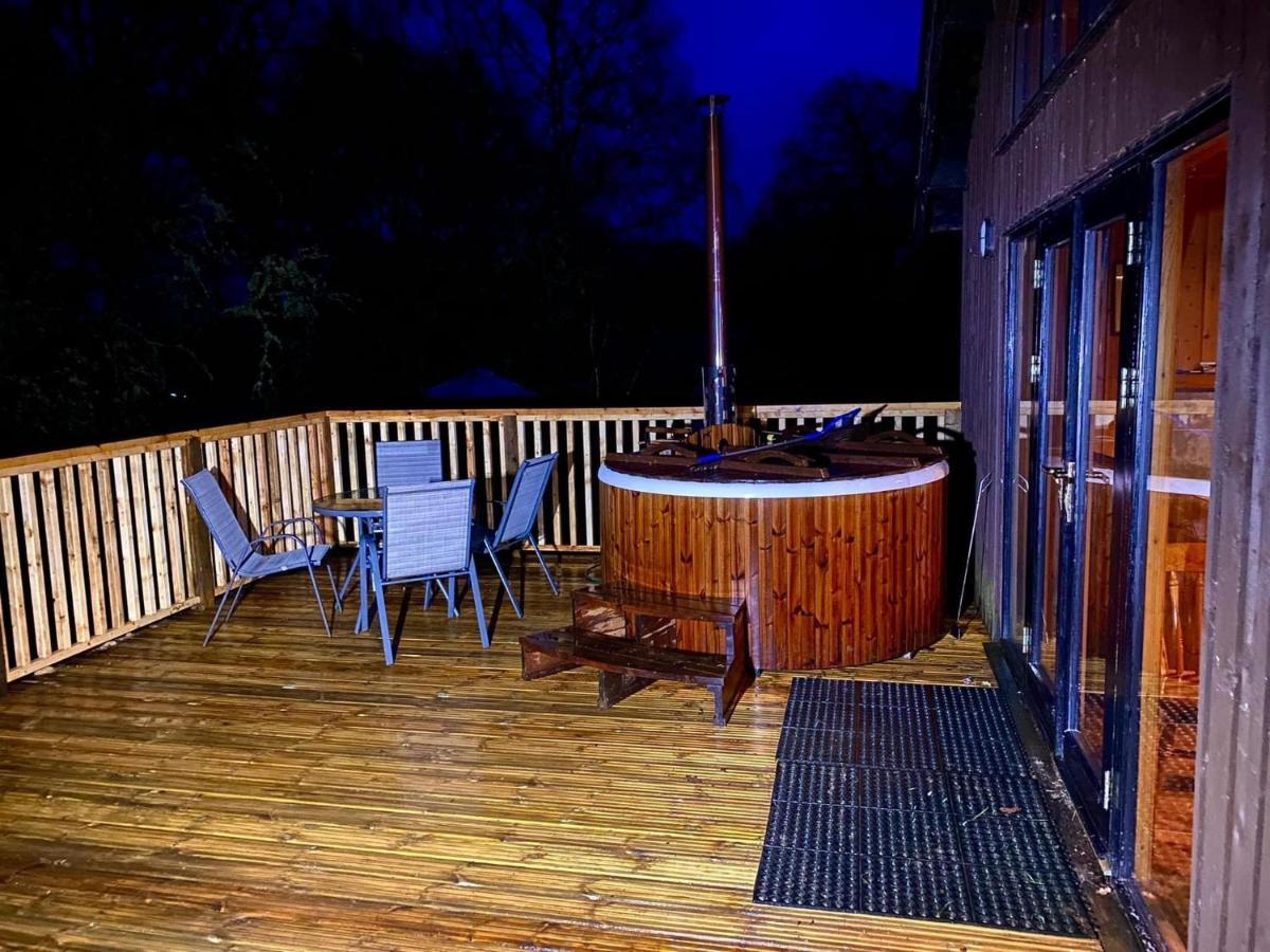 Fern Lodge Dalavich エクステリア 写真